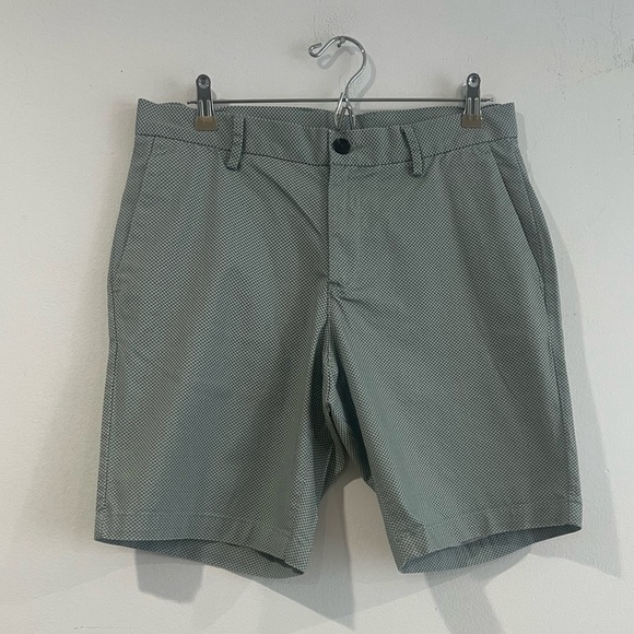 MICHAEL KORS SHORTS FOR MEN SIZE 30. COLOR MIX GREEN WITH GRAY - Picture 1 of 10